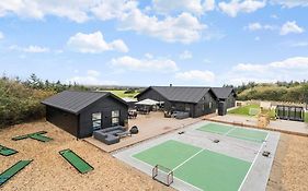 Exclusive Pool And Activity House For 30 People -1002
